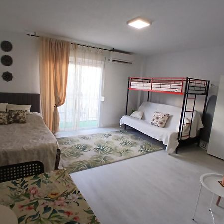 Grande Estudio La Sal Torrevieja Buitenkant foto